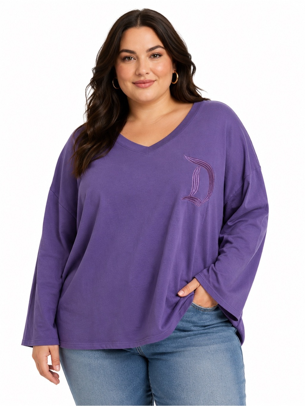 Disneyland Purple Embroidered “D” Long Sleeve V-Neck Top Size 1X Plus